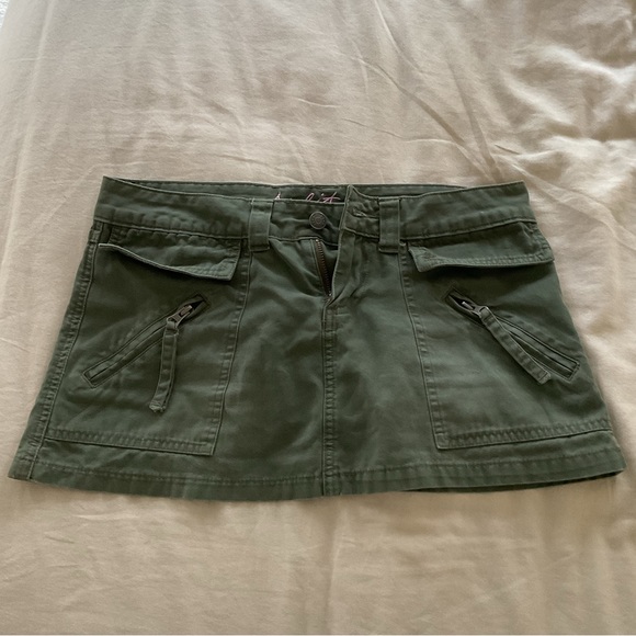 Brandy Melville Dresses & Skirts - Mini skirt